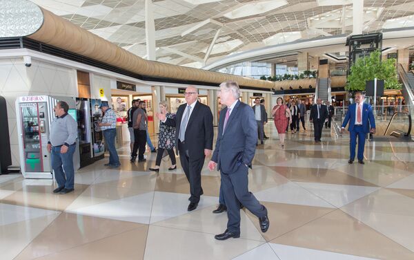 Международный аэропорт Гейдар Алиев удостоен максимального статуса 5 Звезд самой престижной организации в сфере аудита аэропортов – Skytrax World Airport Awards - Sputnik Азербайджан