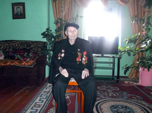 Ветеран Великой Отечественной войны Сафар Мусаев Ветеран Великой Отечественной войны Сафар Мусаев - Sputnik Азербайджан