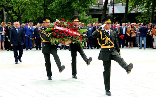 Почтена память соотечественников, погибших во время Великой Отечественной войны - Sputnik Азербайджан
