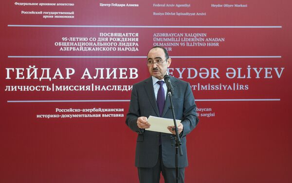 Помощник Президента АР по общественно-политическим вопросам Али Гасанов - Sputnik Азербайджан