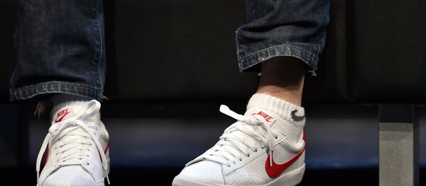 Кроссовки Nike, фото из архива Кроссовки Nike, фото из архива - Sputnik Азербайджан