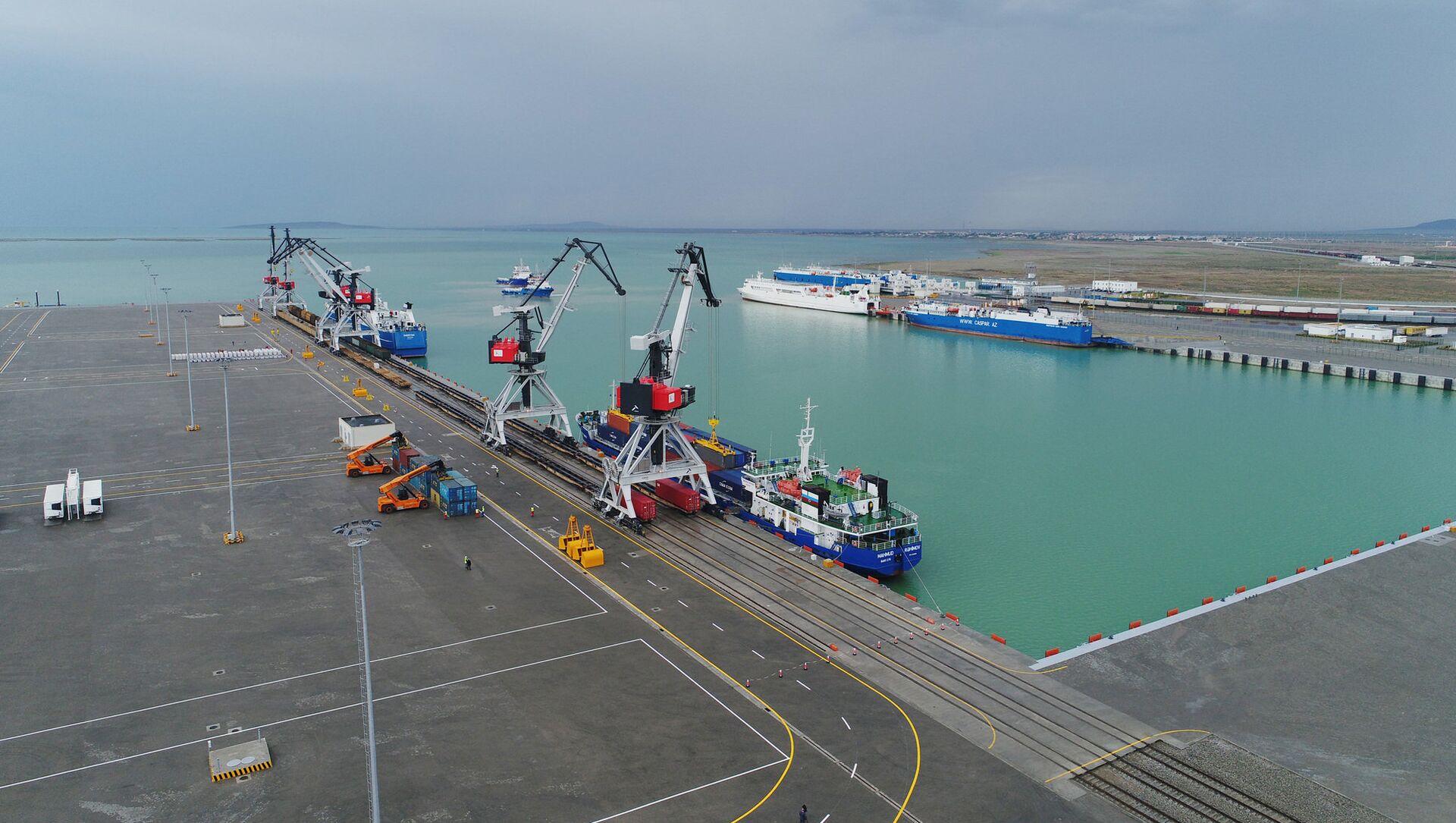 Новый азербайджанский морской торговый порт меняет логистику Каспийского региона