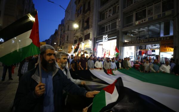 Акции протеста против действий Израиля в Газе. Стамбул, 14 мая 2018 года - Sputnik Азербайджан