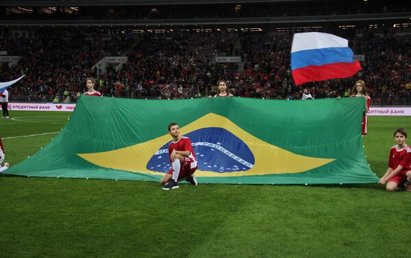 “Лужники” с честью выдержали товарищеский матч между сборными России и Бразилии - Sputnik Азербайджан