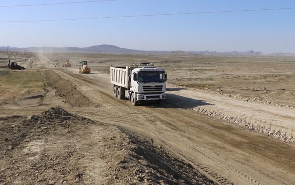 Реконструкция автомобильной дороги Сангачал-Чеилдаг - Sputnik Азербайджан