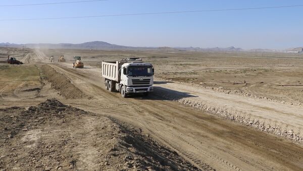 Реконструкция автомобильной дороги, архивное фото - Sputnik Азербайджан