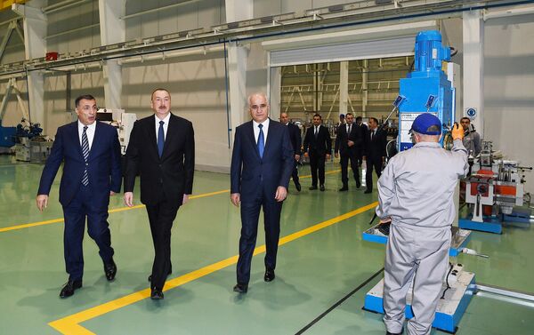 Президент Ильхам Алиев принял участие в открытии завода высоковольтного оборудования в Баку - Sputnik Азербайджан