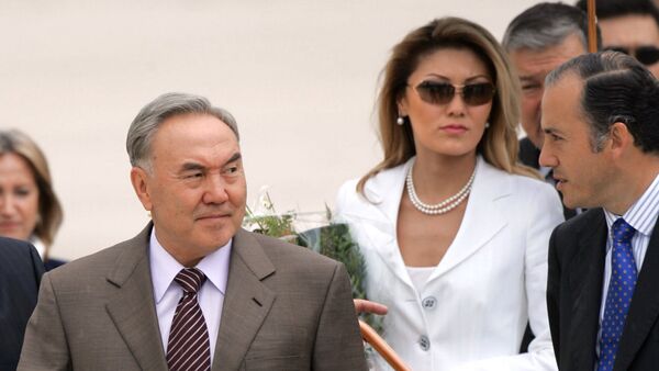 Алия Назарбаева и Нурсултан Назарбаев - Sputnik Azərbaycan