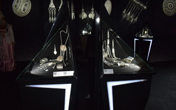 Открытие экспозиции Наследие Великой Степи: шедевры ювелирного искусства - Sputnik Азербайджан