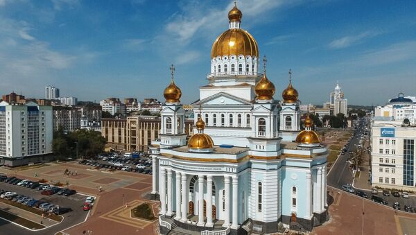 Кафедральный собор святого праведного воина Феодора Ушакова в городе Саранске - Sputnik Азербайджан