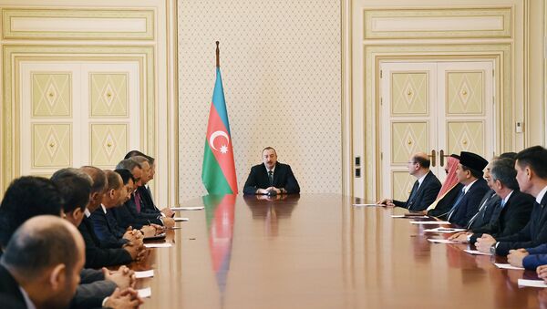 Президент Ильхам Алиев принял послов и руководителей диппредставительств мусульманских стран в Азербайджане - Sputnik Азербайджан