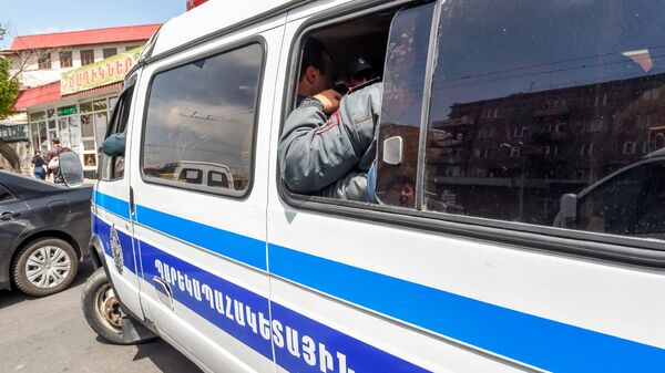Yerevanda polis avtomobili, arxiv şəkli - Sputnik Azərbaycan
