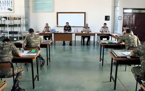 Государственные экзамены в Азербайджанском высшем военном училище имени Гейдара Алиева - Sputnik Азербайджан