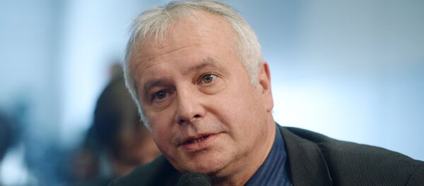 Политолог, старший советник президента германо-российской Внешнеторговой Палаты Александр Рар Политолог, старший советник президента германо-российской Внешнеторговой Палаты Александр Рар - Sputnik Азербайджан