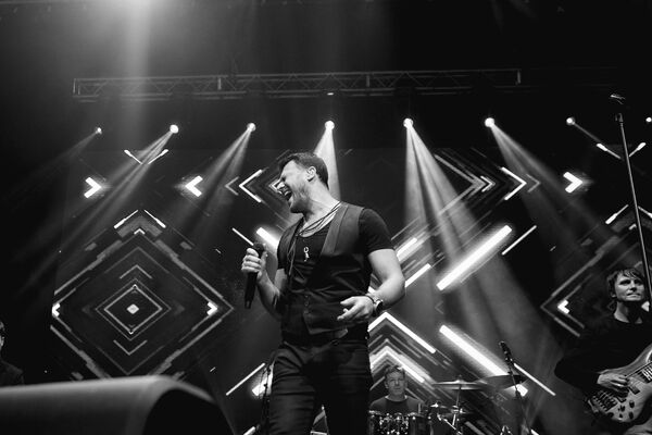 Народный артист Азербайджана Эмин Агаларов выступил с грандиозным концертом в Тбилиси в рамках своего большого музыкального тура Бумеранг 2018 - Sputnik Азербайджан