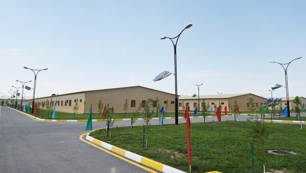 Müdafiə Nazirliyinin “N” saylı hərbi hissəsi üçün inşa edilən hərbi şəhərcik - Sputnik Azərbaycan