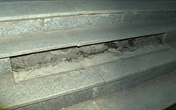 В результате землетрясения в Загатале в ряде домов образовались трещины - Sputnik Азербайджан