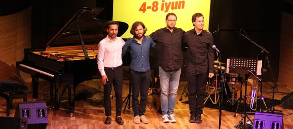 В Международном центре мугама в рамках нового джазового проекта Baku Summer Jazz Days прошел концерт - Sputnik Азербайджан