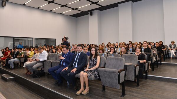 Мероприятие, посвященное первой годовщине проекта Цифровые навыки Мероприятие, посвященное первой годовщине проекта Цифровые навыки - Sputnik Азербайджан