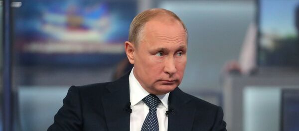 Президент РФ Владимир Путин - Sputnik Азербайджан