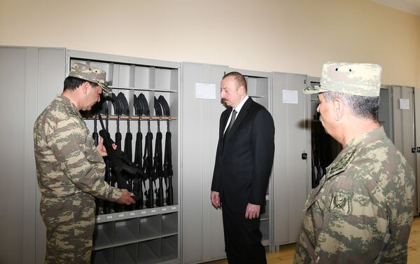 Ильхам Алиев принял участие в открытии Н-ской воинской части Министерства обороны - Sputnik Азербайджан