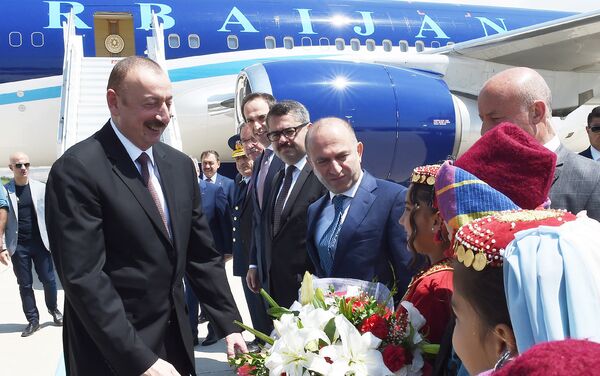 Президент Азербайджана Ильхам Алиев прибыл с визитом в Турцию - Sputnik Азербайджан