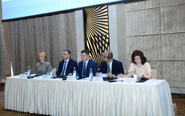 Конференция Поощрение прозрачности и эффективности деятельности государственных предприятий - Sputnik Азербайджан