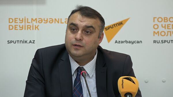 Теолог: каждый человек свободен в своей вере - Sputnik Азербайджан