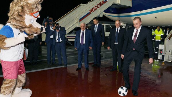 Президент Ильхам Алиев прибыл с визитом в Россию - Sputnik Азербайджан