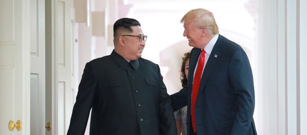 Встреча Дональда Трампа и Ким Чен Ына Встреча Дональда Трампа и Ким Чен Ына - Sputnik Азербайджан
