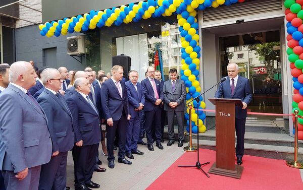 Торжественная церемония открытия Торгового дома Азербайджана - Sputnik Азербайджан