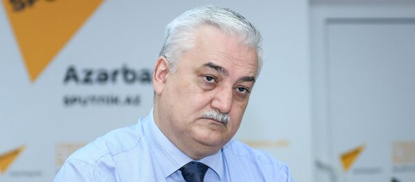 Фуад Ализаде – экономический обозреватель ИА Sputnik Aзербайджан Фуад Ализаде – экономический обозреватель ИА Sputnik Aзербайджан - Sputnik Азербайджан