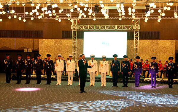 Состоялась торжественная церемония в связи с Днем Вооруженных Сил - Sputnik Азербайджан