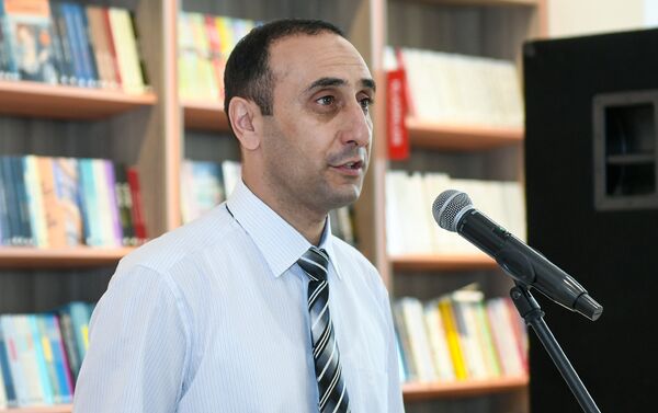 Церемония презентации книги-фотоальбома Исторический центр Еревана (Иревана). Согласно архивным материалам и старинным фото - Sputnik Азербайджан