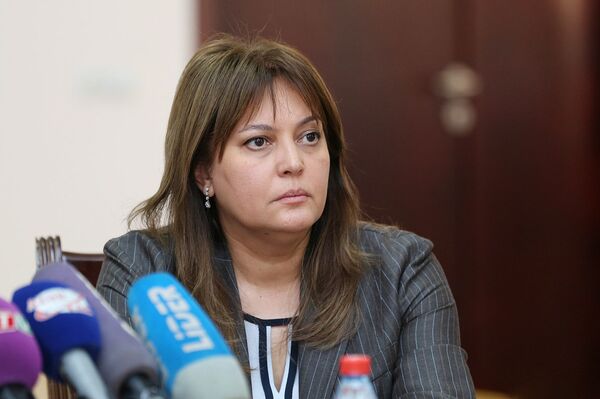 Главный метеоролог рассказала, почему так холодно в апреле и когда ждать тепла - Sputnik Азербайджан