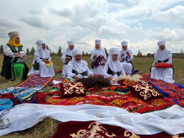 Qazaxıstanda Köçərilər aləmi etnofestivalı - Sputnik Azərbaycan