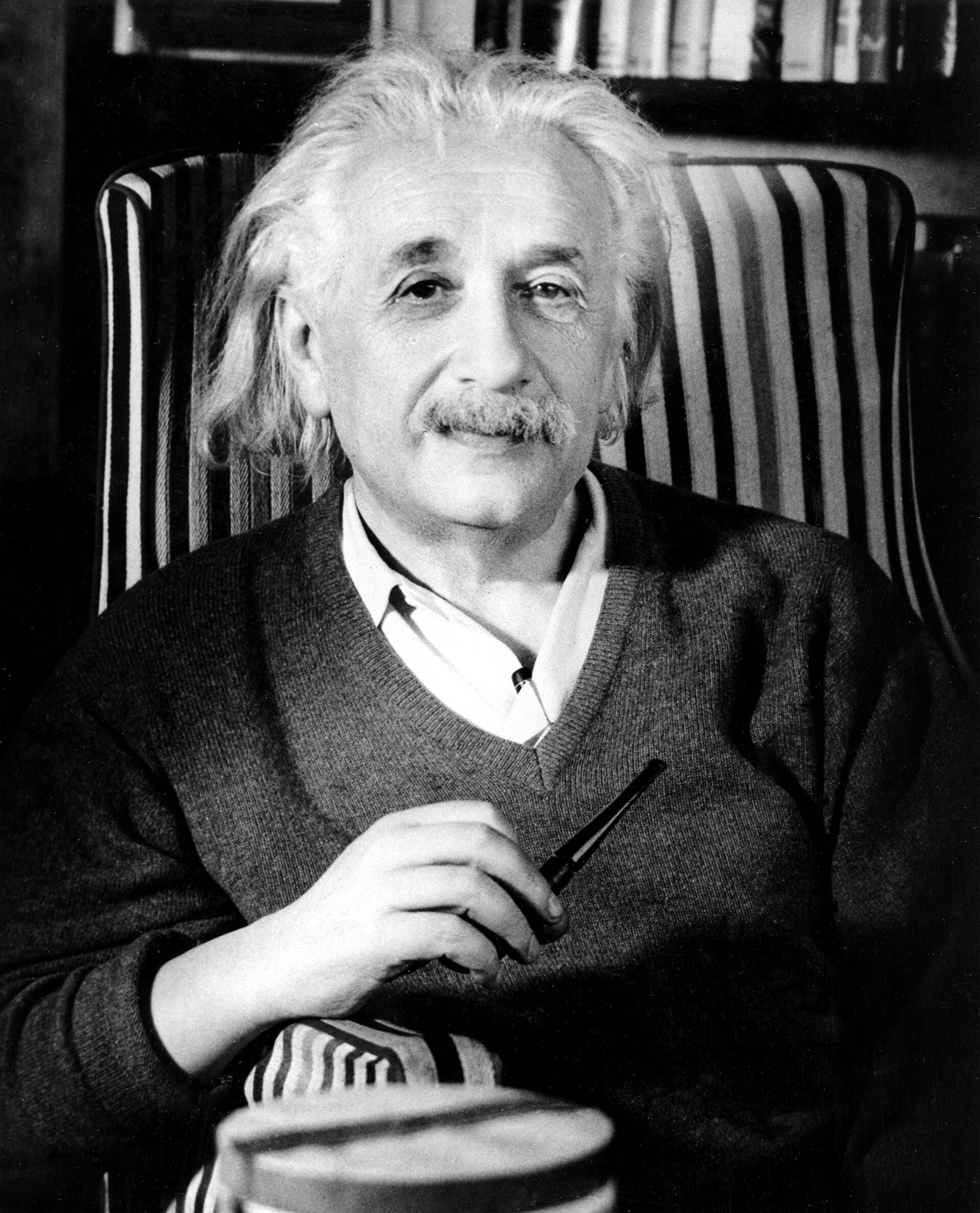 Профессор Альберт Эйнштейн в 1941 году - Sputnik Azərbaycan, 1920, 13.03.2024