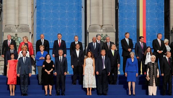Главы государств и правительств стран-союзников и партнеров НАТО, 11 июля 2018 года - Sputnik Азербайджан