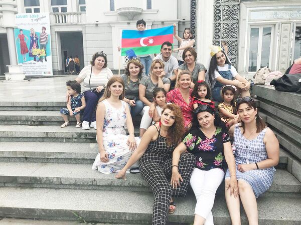 Азербайджанские танцоры выступили на VIII Международном фестивале-конкурсе “Золотая звезда” в Батуми Азербайджанские танцоры выступили на VIII Международном фестивале-конкурсе “Золотая звезда” в Батуми - Sputnik Азербайджан