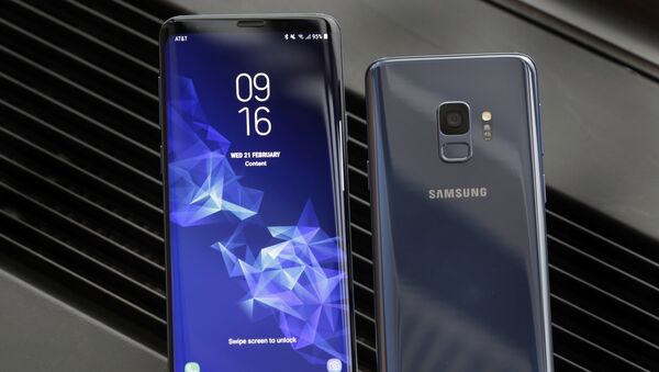 Samsung smartfonları - Sputnik Azərbaycan