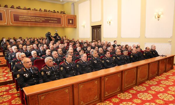 В Министерстве Внутренних Дел Азербайджана прошла коллегия, посвященная итогам первого полугодия 2018 года. 14 июля 2018 года В Министерстве Внутренних Дел Азербайджана прошла коллегия, посвященная итогам первого полугодия 2018 года. 14 июля 2018 года - Sputnik Азербайджан