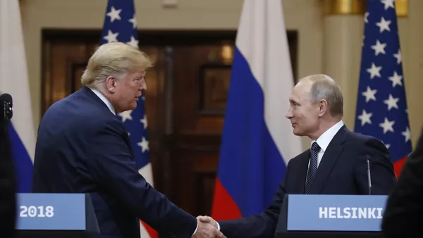 Встреча президента РФ Владимира Путина и президента США Дональда Трампа в Хельсинки - Sputnik Азербайджан