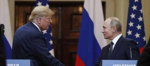 Встреча президента РФ Владимира Путина и президента США Дональда Трампа в Хельсинки - Sputnik Азербайджан