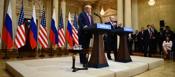 ABŞ prezidenti Donald Tramp və Rusiya prezidenti Vladimir Putinin birgə mətbuat konfransı. Finlandiya, Helsinki, 16 iyul 2018-ci il - Sputnik Азербайджан