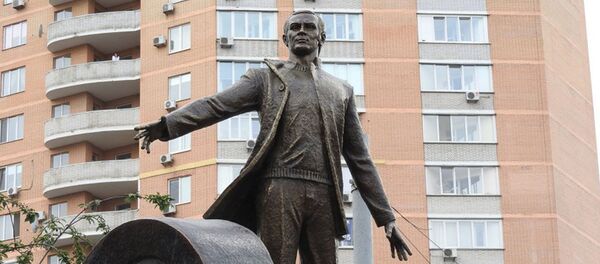 Церемония торжественного открытия парка имени всемирно известного певца и композитора, народного артиста СССР Муслима Магомаева Церемония торжественного открытия парка имени всемирно известного певца и композитора, народного артиста СССР Муслима Магомаева - Sputnik Азербайджан