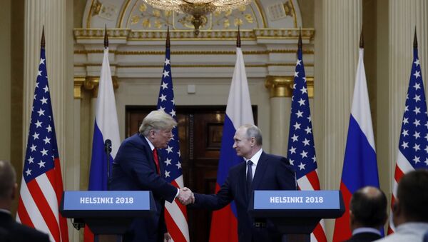 Встреча президента РФ Владимира Путина и президента США Дональда Трампа в Хельсинки - Sputnik Азербайджан