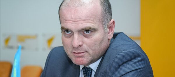 Заместитель директора Русской школы экономики UNEC, доктор наук, профессор Эльшад Мамедов Заместитель директора Русской школы экономики UNEC, доктор наук, профессор Эльшад Мамедов - Sputnik Азербайджан