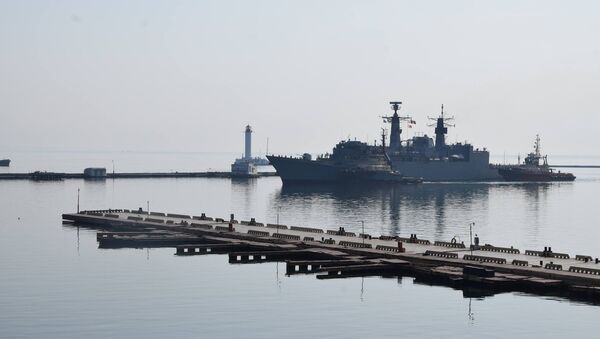NATO Hərbi-Dəniz qrupuna məxsus gəmilər Odessa limanına daxil olub - Sputnik Azərbaycan