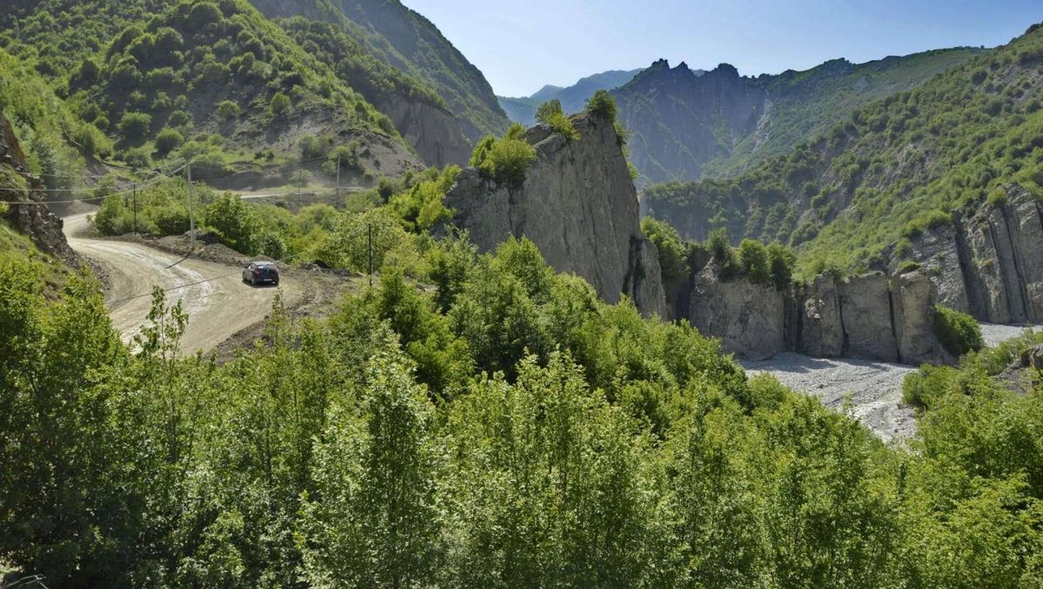 Лагич Азербайджан горы