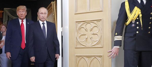 Президент России Владимир Путин и президент США Дональд Трамп - Sputnik Азербайджан